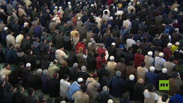 بالفيديو.. صلاة عيد الفطر في مسجد موسكو الجامع
