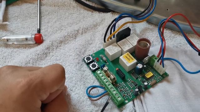 Garage door opener Nice Spido Sp6000 or SPA40 problem: you push the button, no response. смотреть онлайн