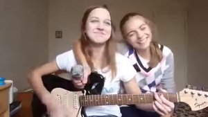 Девушка исполняет песню! под гитару, Ты так Красива