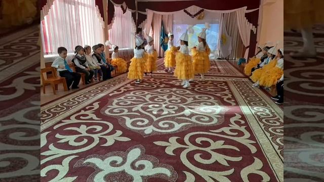 День Независимости в детском саду смотреть онлайн