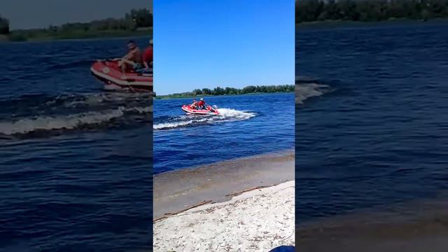 Обкатка sharmax 9.9 город энгельс смотреть онлайн