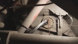 Неделя 3. установка инжекторного бензонасоса в бак ford taunus.