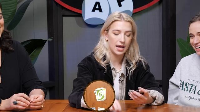 UNO Made Me Do It смотреть онлайн