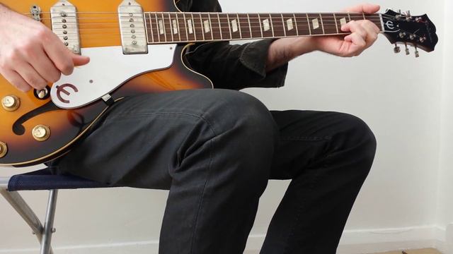 Limited Edition John Lennon 1965 Epiphone Casino USA Collection (Kalamazoo specs) + demo смотреть онлайн