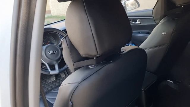 Авточехлы из экокожи Киа Рио 4 - Дизайн (Sport) смотреть онлайн