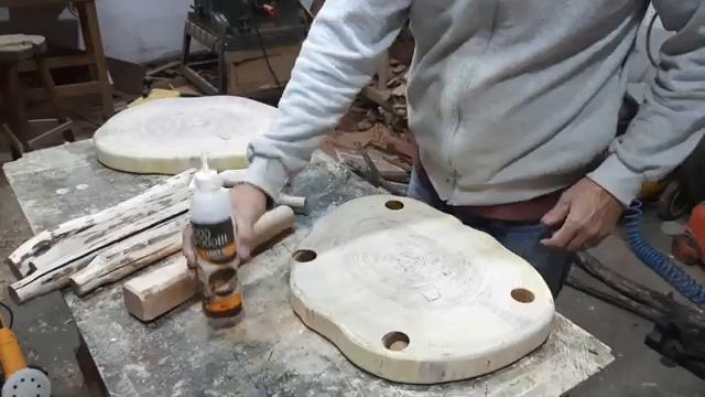 Стул из торцевых спилов.