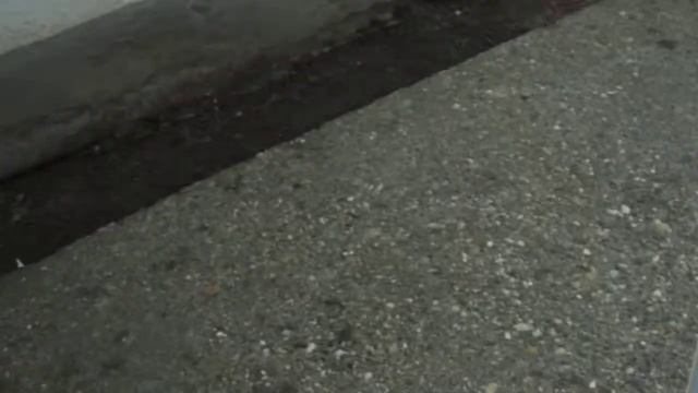 Experiment kako dinamit raznosi bocu pur pene. смотреть онлайн