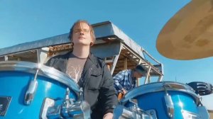 Свободный Эфир - Эй, в третьем ряду!.mp4