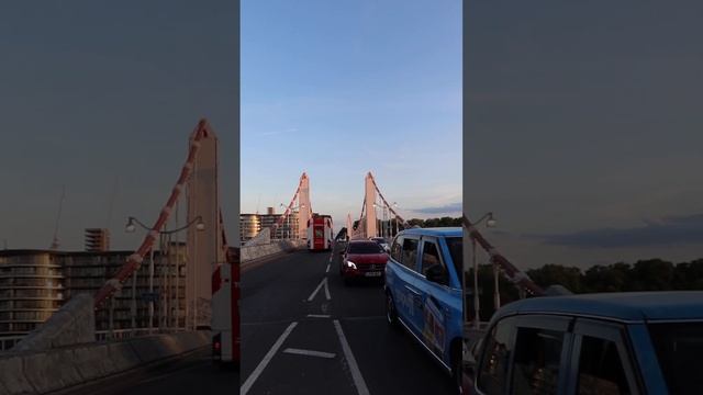 Sunset on the Chelsea bridge Thames River London | Закат мост Челси через Темзу Лондон 27/08/2022