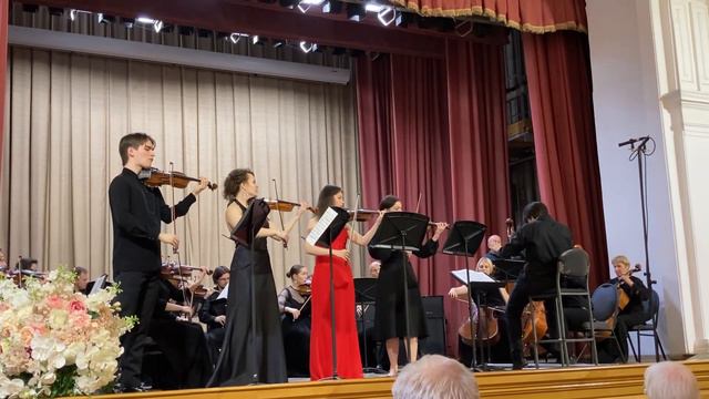 А.Вивальди , Концерт для четырех скрипок с оркестром Си-минор. смотреть онлайн