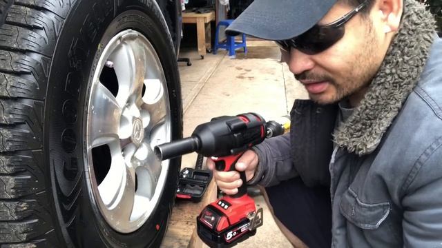 Milwaukee 2555-20 M12 Fuel Stubby Milwaukee 2860-20 M18 Fuel Mid-Torque  Dewalt DCF899 Hi-Torque