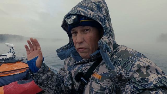 Экстремальная зимняя рыбалка на ПВХ лодке. Судак на спиннинг