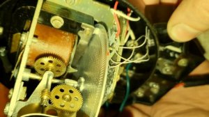 Красивые часы из старого электросчетчика