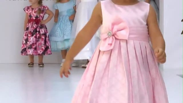 Макарычева Кира на модном закрытом показе De Salitto коллеция 2015 смотреть онлайн