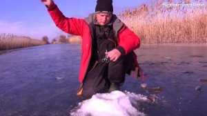 Ловля красноперки зимой видео