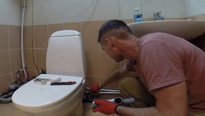 Вентиляция санузла через чашу унитаза в канализацию. Смотреть на скорости 1.5