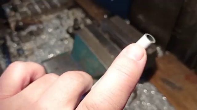 Обрезка стержней лыжных палок смотреть онлайн