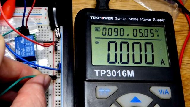 Bistable relay module that simulates a latching relay demonstration how to DIY electronics video смотреть онлайн
