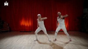 Online Dance Workshops: Reggaeton, mellan