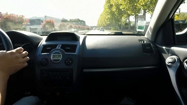 TEST - RENAULT MÉGANE CC 2L DCI 150 DYNAMIQUE 2007 - FRANCE смотреть онлайн