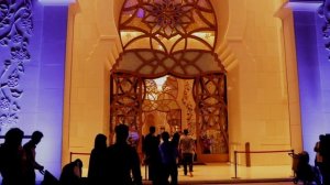 Sheikh Zayed Grand Mosque, A Key Place of Worship in Abu Dhabi, UAE