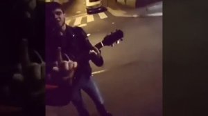 Чеченец поет на гитаре (Туманный вечер)