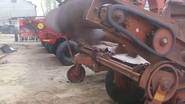 Разбрасыватель органических удобрений РОУ-6