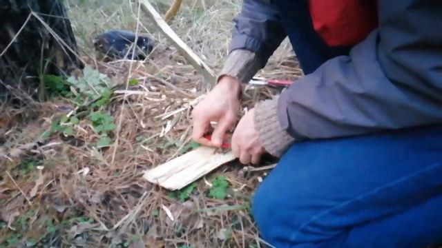 Как развести огонь без спичек и  зажигалки!Мучение или все просто?