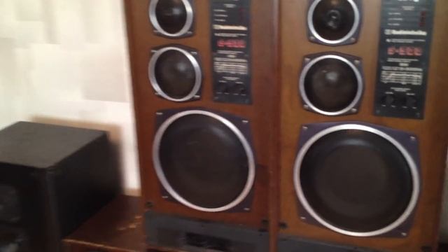 Radiotehnika S90 (8 колонок + S50B) (часть 2) трясём стены смотреть онлайн