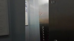 Маленький лифт Отис 2000 п. Солнечный, ул. Советская 1. Подъезд 1.