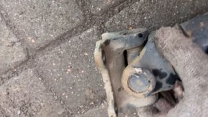 Как снять кардан на Мерседес Вито 639 или Спринтер .Демонтаж карданного вала