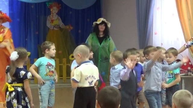 Волшебная кисточка осени (фрагмент утренника)