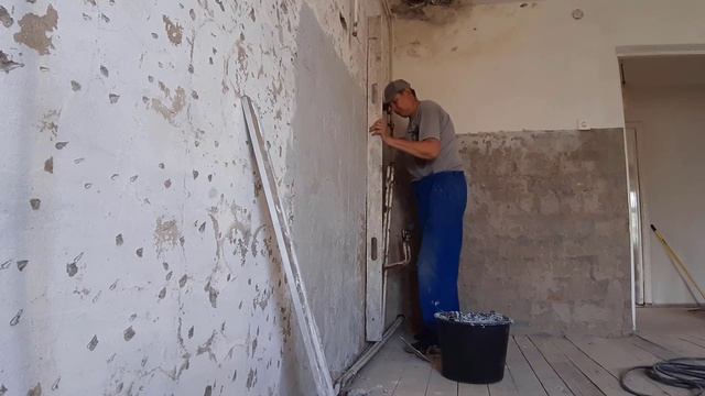Мой первый опыт штукатурки стен. смотреть онлайн
