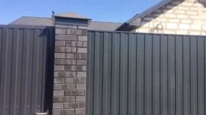 кирпич Реке и монтаж замка Полис 20, электромеханический  замок