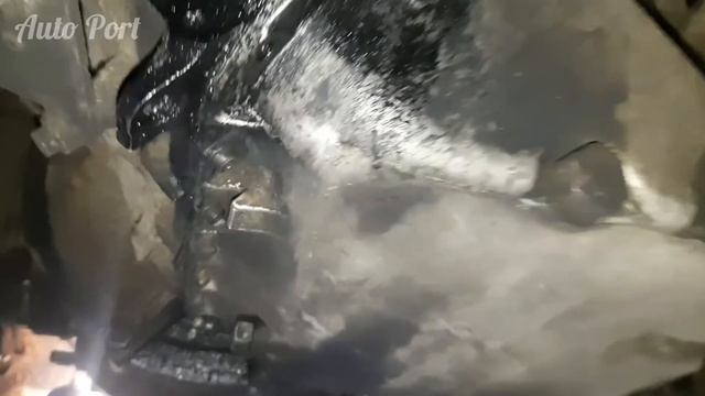 Жесть на СТО или будни автомехаников #56.#НЕДОТОРМОЗА#,Двигатель на "пополам". смотреть онлайн