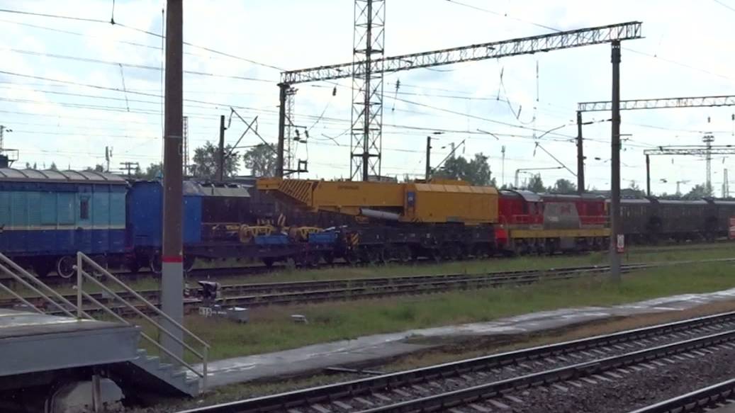 Тепловоз ЧМЭ3-4723 с хозяйственным поездом маневрирует на станции Нижний Новгород Сортировочный