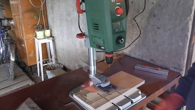 PRO настольный сверлильный станок BOSCH PBD 40 смотреть онлайн