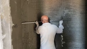 Штукатурим цементной смесью на станции 220 вольт.