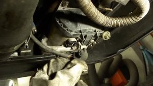 Снятие переднего бампера Mercedes-Benz W210.Front Bumper Removal