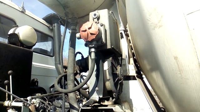 Небольшой обзор об Автобетоносмесителе смотреть онлайн