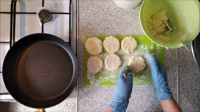Сырники рецепт классический на сковороде. Как приготовить сырники из творога нежные и вкусные.