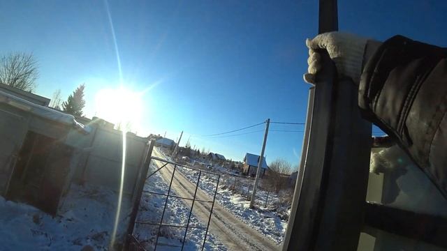 СВАРОЧНЫЕ РАБОТЫ на земельном участке под строительство дома. Красим бытовку аэрозолью (2020) смотреть онлайн