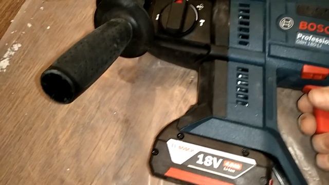 Аккумуляторный перфоратор Bosch GBH 180-LI \ обзор смотреть онлайн