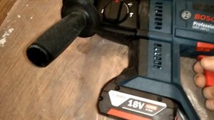 Аккумуляторный перфоратор Bosch GBH 180-LI \ обзор