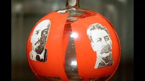 История новогодней игрушки