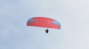 Полеты на параплане в горах на парадроме Чегем
