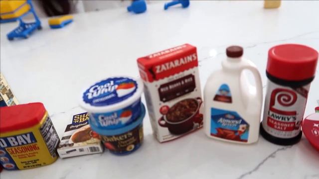 Хайди и Зидан ищут и находят маленькие яйца-сюрпризы смотреть онлайн