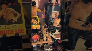 Bruce Lee Chess Set out on display