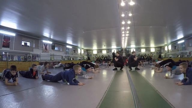 Мастер-класс bboy Green aka Кирилл Зеленый Хоть Отбавляй "TSITL" 2017 смотреть онлайн