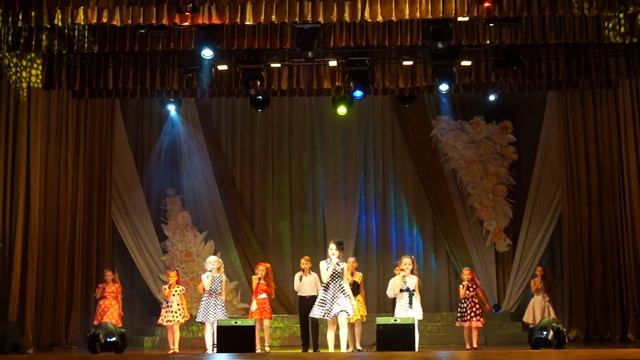 "Наш сосед" смотреть онлайн